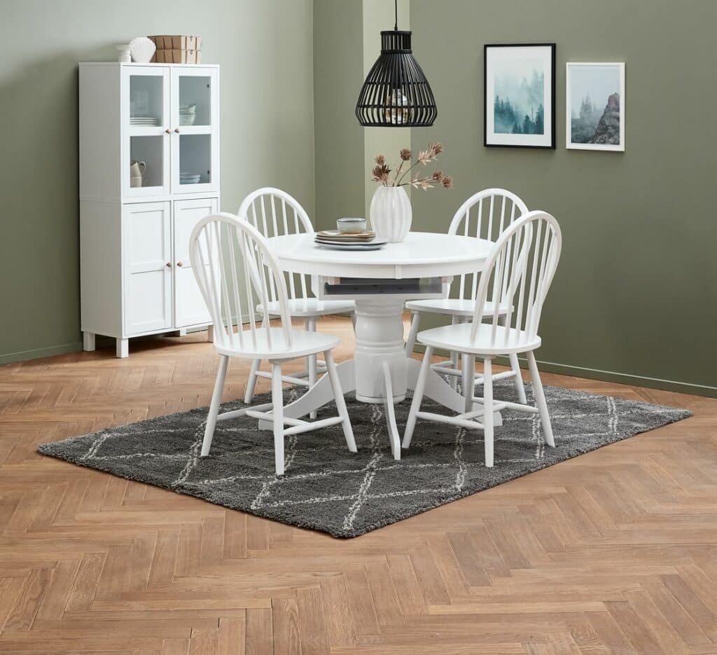 Display SKALS glass doors white JYSK