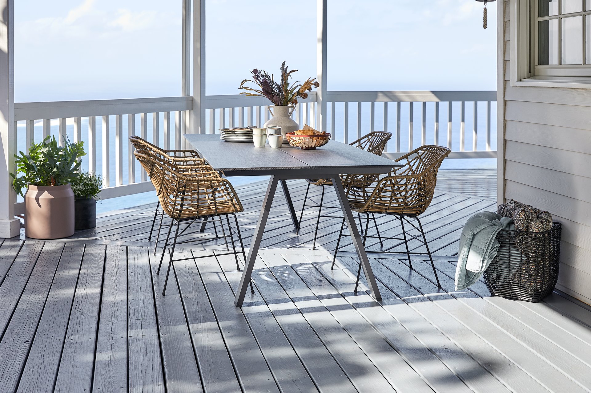 Outdoor dining and garden patio ideas JYSK