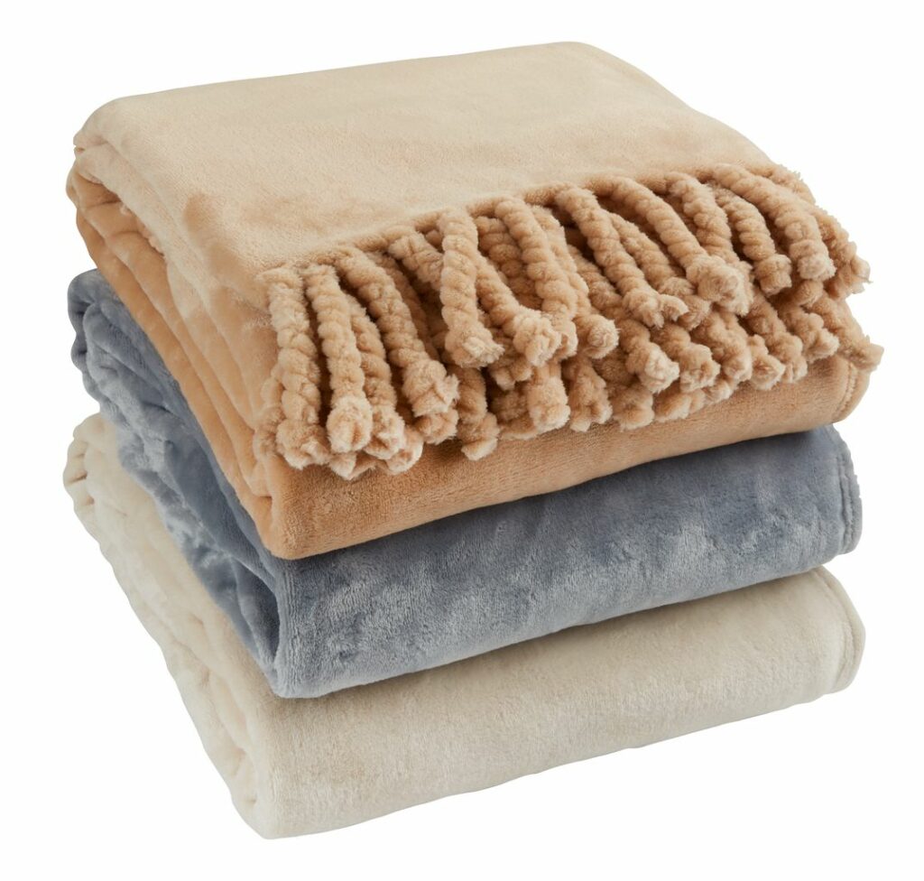 Throw BONDEROSE 130x170 fleece blue JYSK