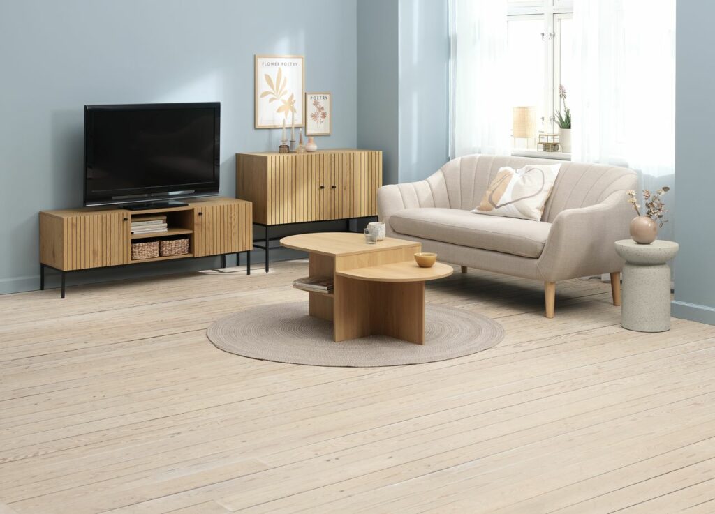 Sofa EGEDAL 2.5seater beige fabric/oak colour JYSK