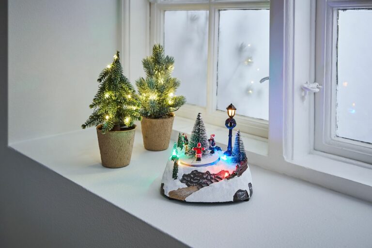 Artificial plant NELLIK H25cm w/LED JYSK