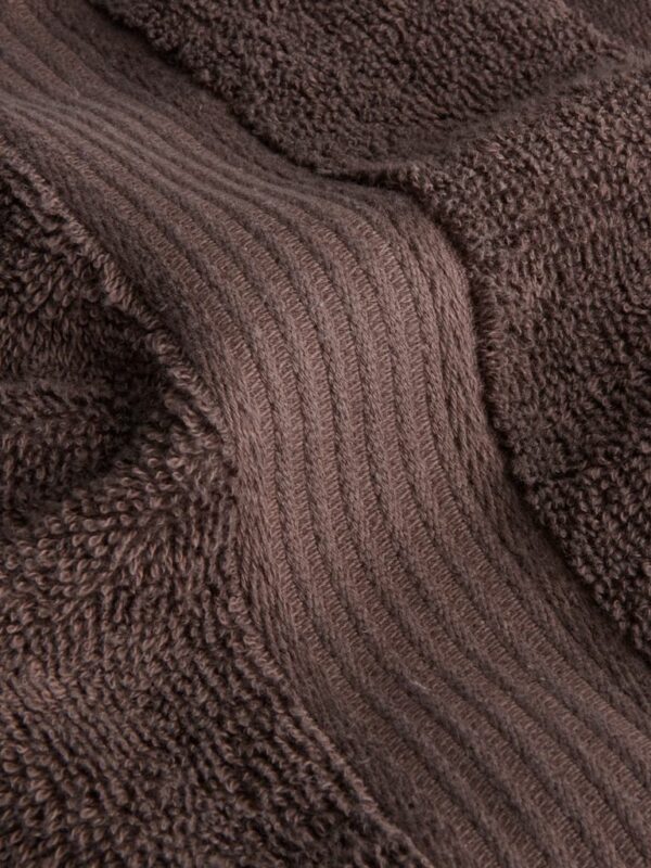 Bath towel KARLSTAD 70x140 dark brown KRONBORG - Image 4