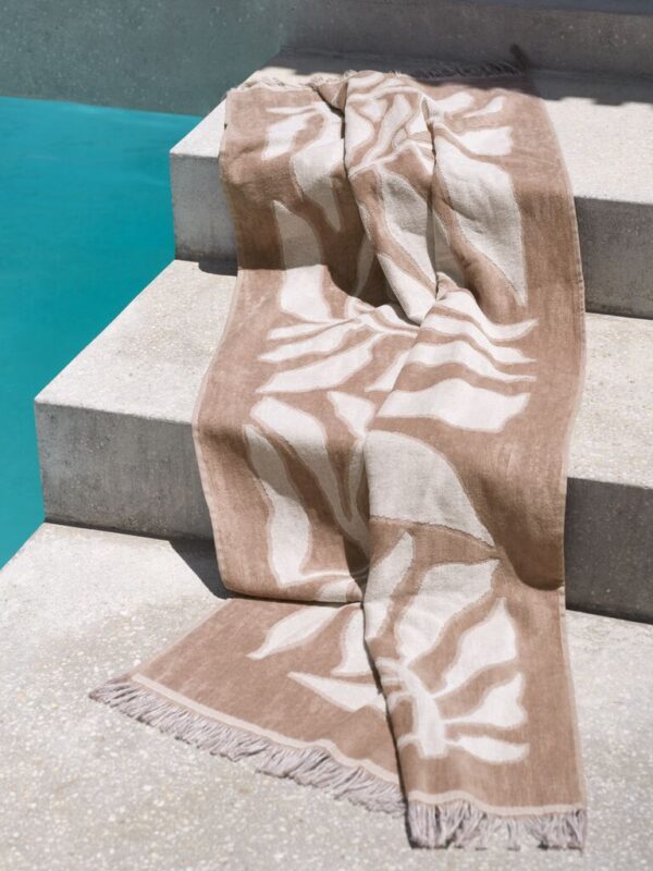 Beach towel ROSENFORS 80x160 dark sand - Image 3